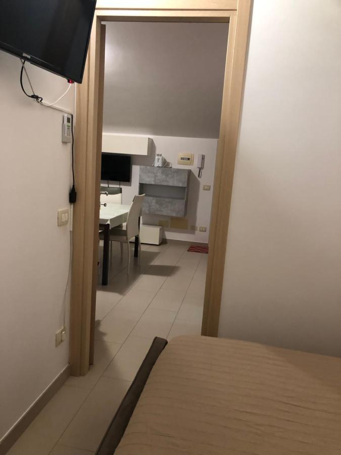 Apartmán Mansarda Mentana Due Vittoria Exteriér fotografie