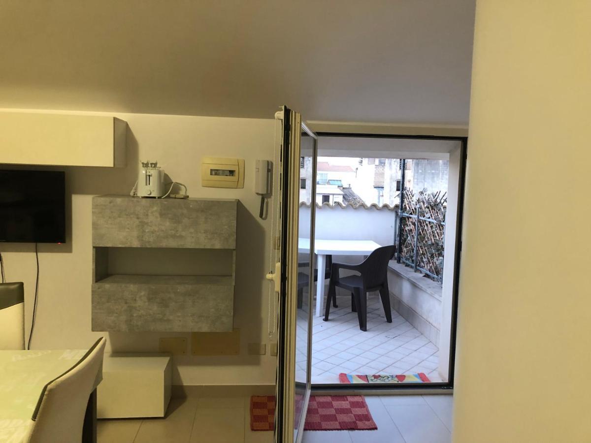 Apartmán Mansarda Mentana Due Vittoria Exteriér fotografie