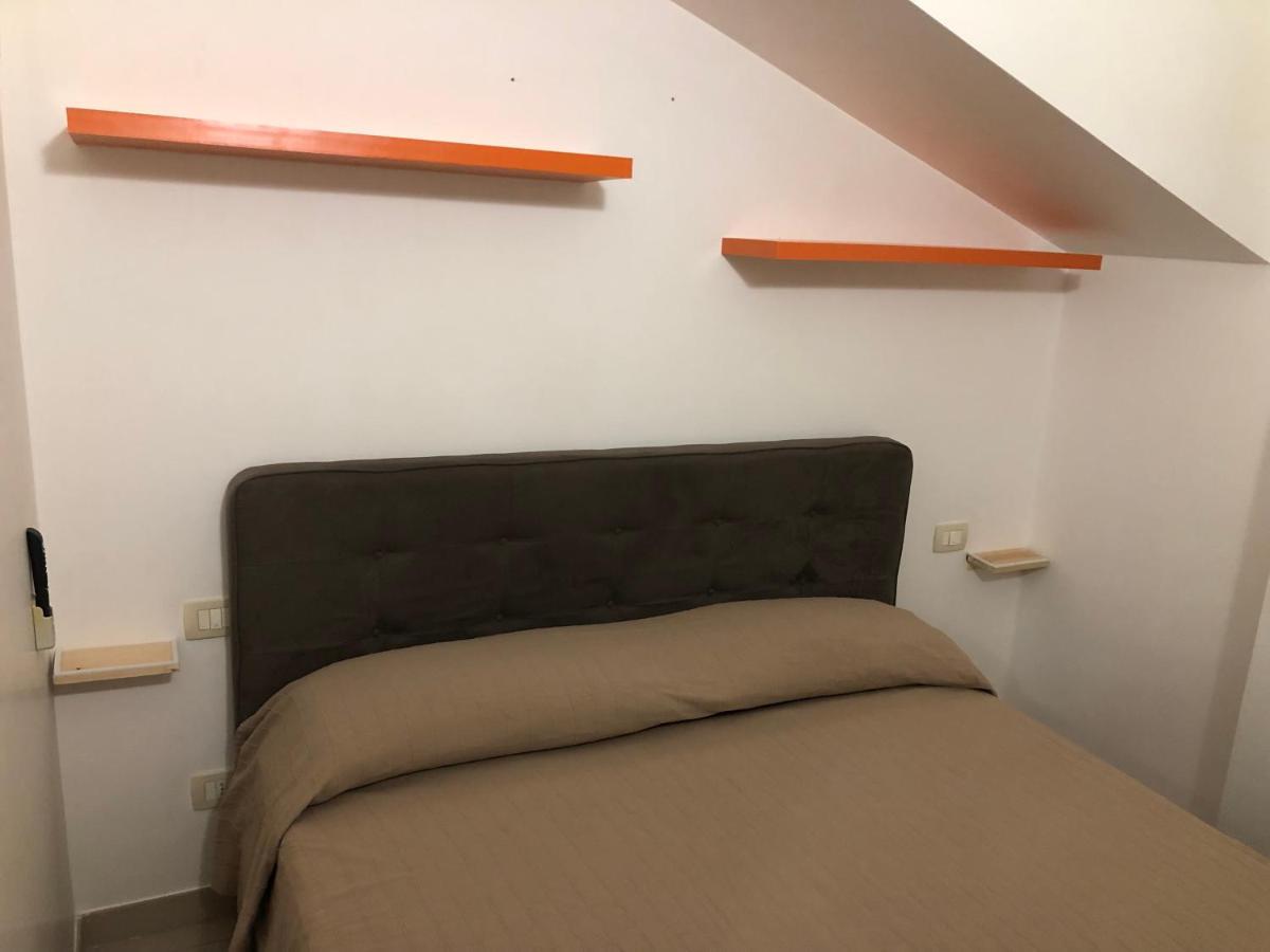 Apartmán Mansarda Mentana Due Vittoria Exteriér fotografie